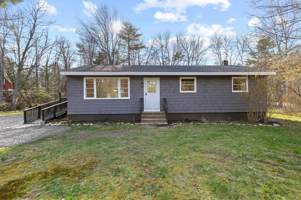 3 Dirigo Lane Windham ME 04062