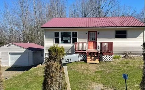 327 Phillips Road Glenburn ME 04401