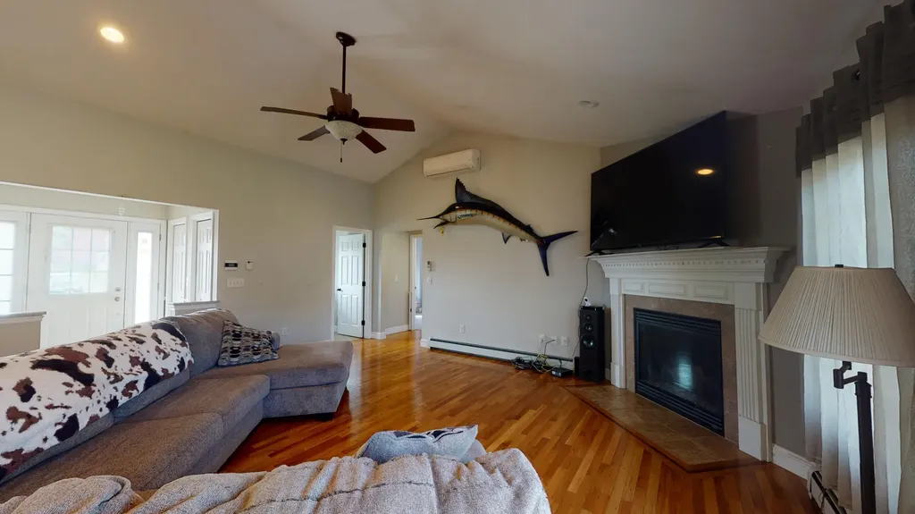 32 East Wind Drive Buxton ME 04093