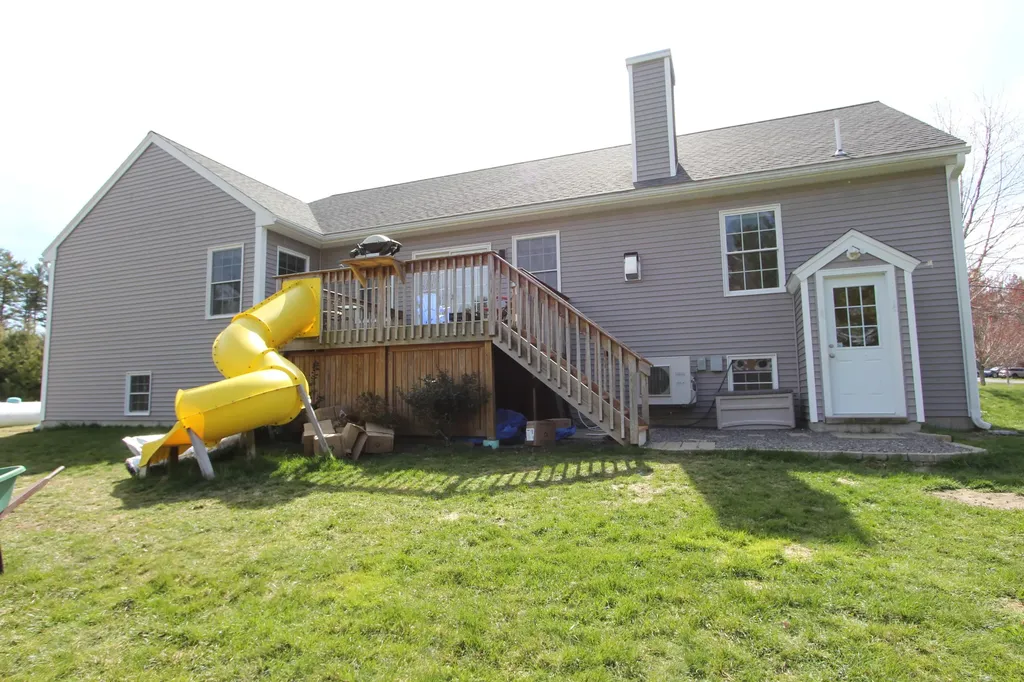 32 East Wind Drive Buxton ME 04093