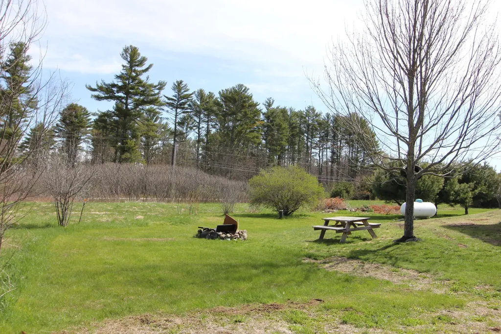 32 East Wind Drive Buxton ME 04093