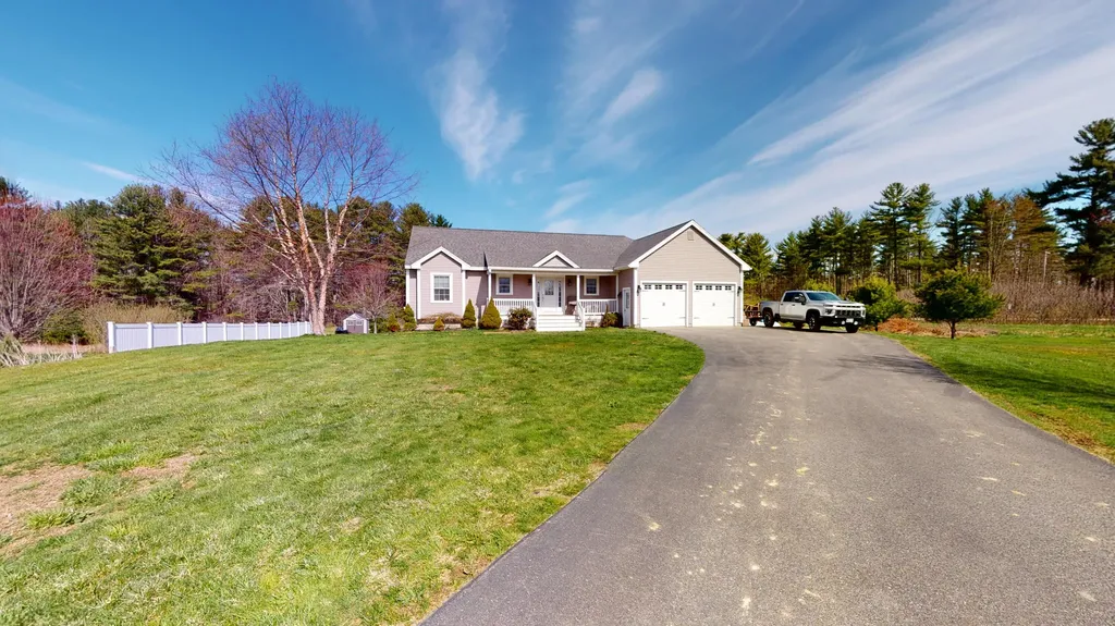 32 East Wind Drive Buxton ME 04093