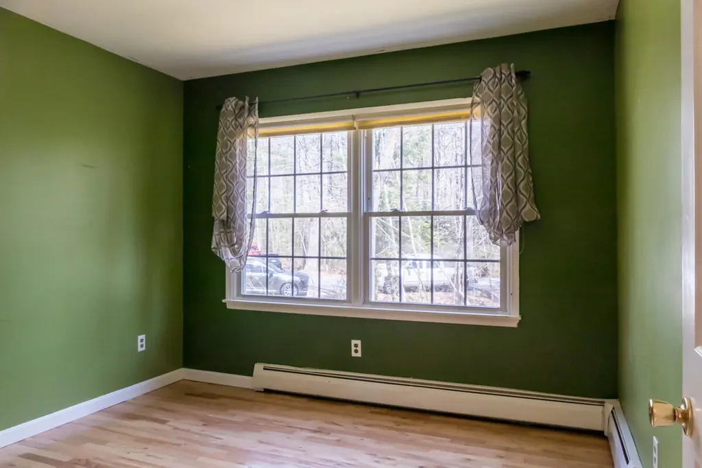 10 Evergreen Drive Freeport ME 04032