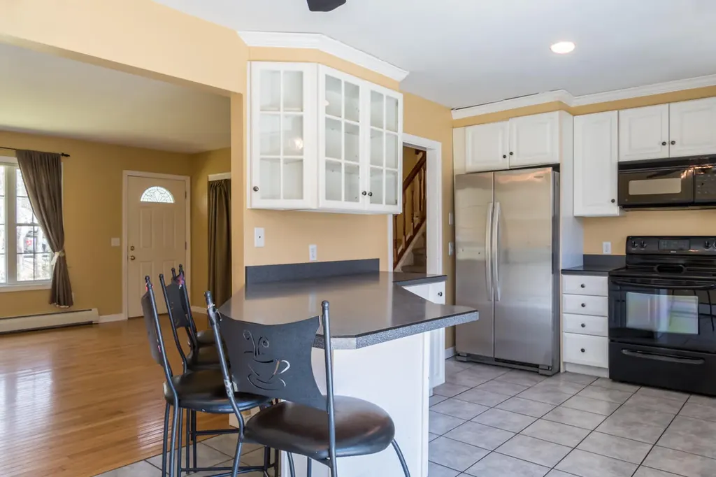 10 Evergreen Drive Freeport ME 04032