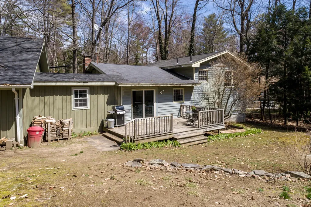 10 Evergreen Drive Freeport ME 04032