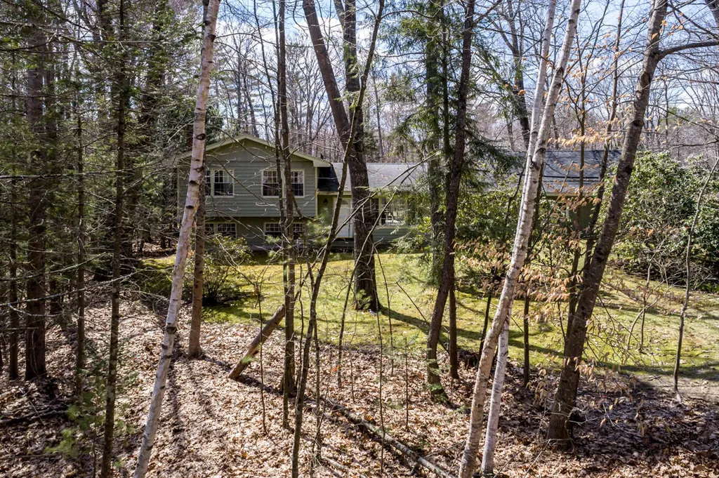 10 Evergreen Drive Freeport ME 04032