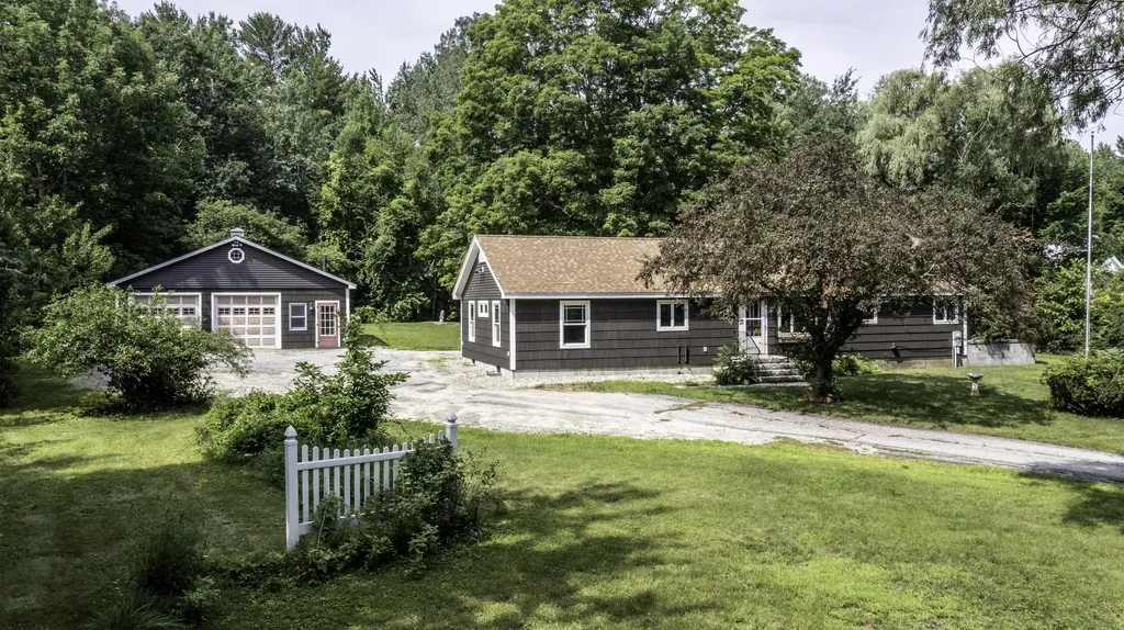 22 Greenwood Road Norway ME 04268