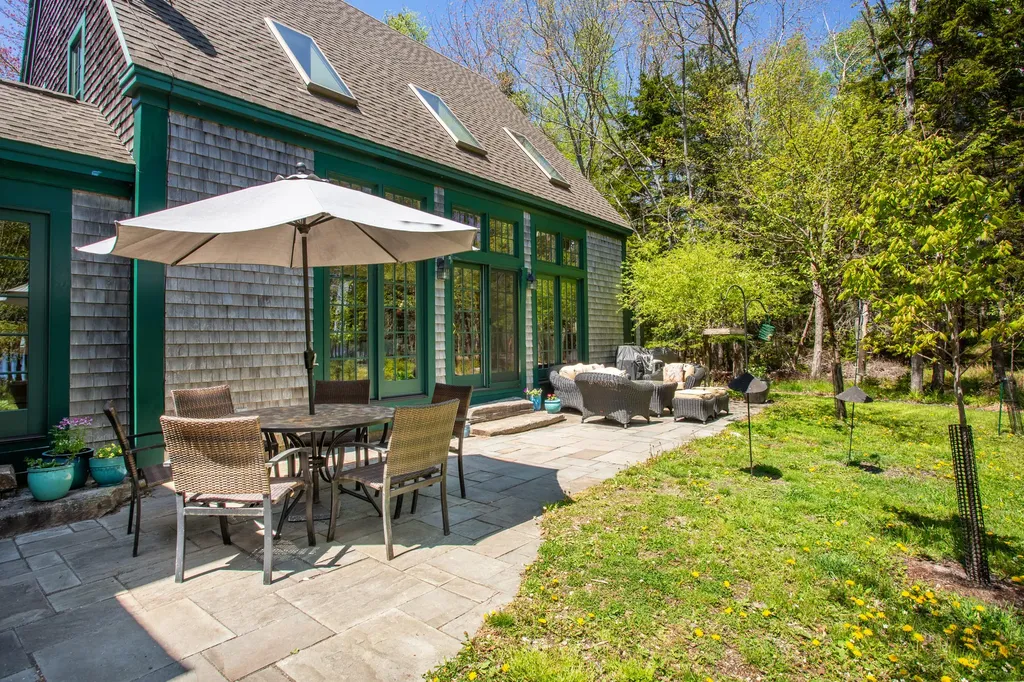 1523 Pripet Wood Lane Islesboro ME 04848