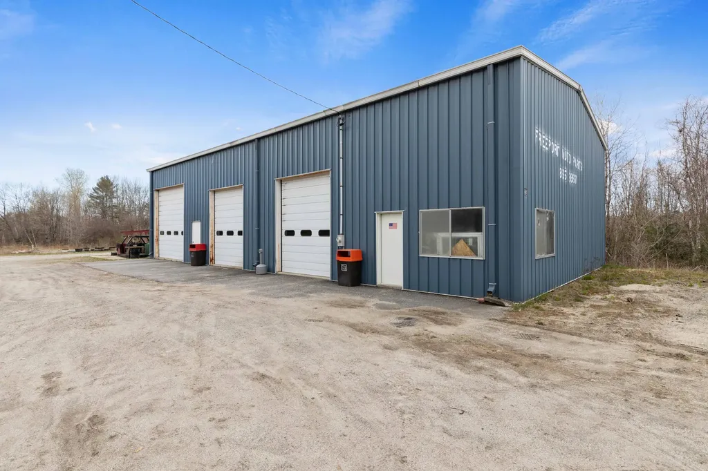 33 Allen Range Road Freeport ME 04032