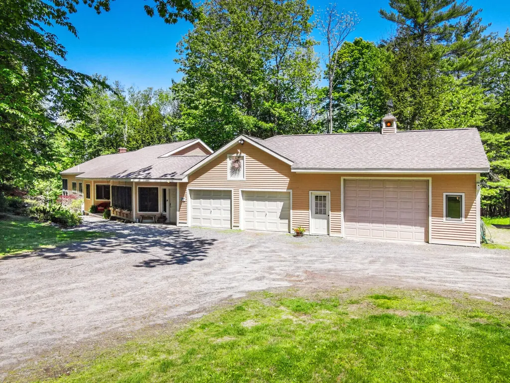 27 Aster Lane Sidney ME 04330