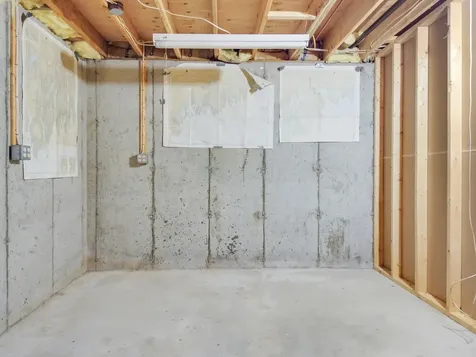 27 Aster Lane Sidney ME 04330