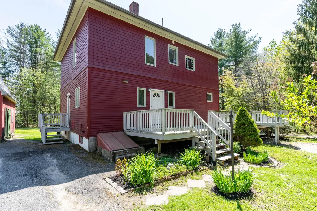 147 Tarbell Avenue Portland ME 04103