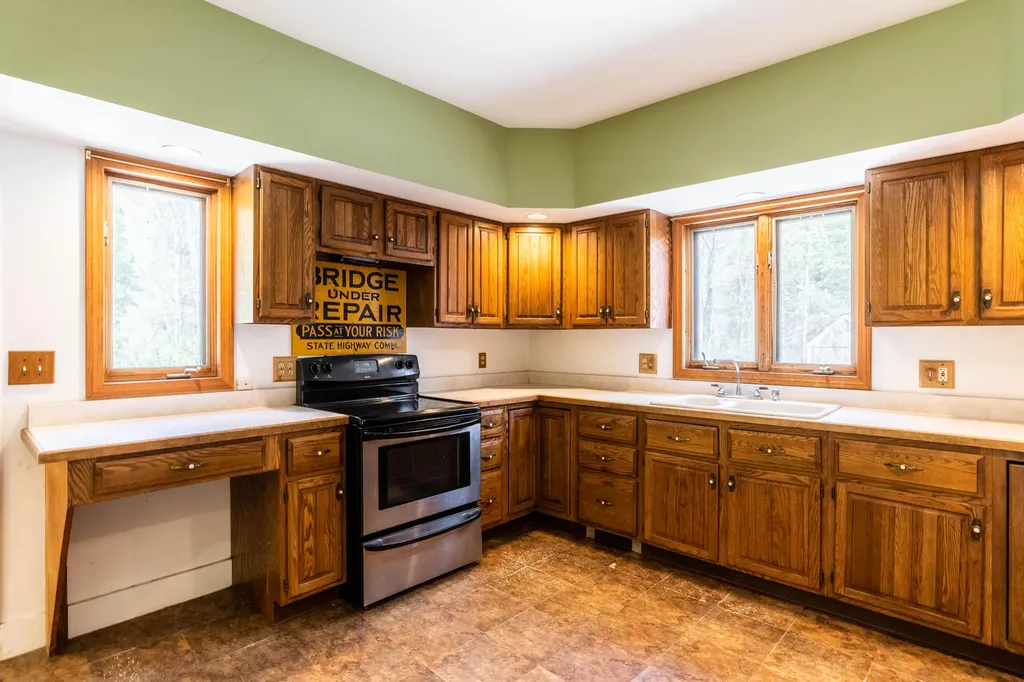147 Tarbell Avenue Portland ME 04103