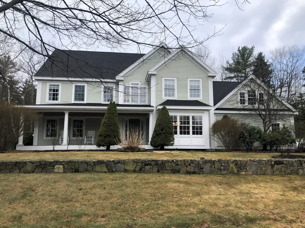 42 Cross Hill Road Cape Elizabeth ME 04107