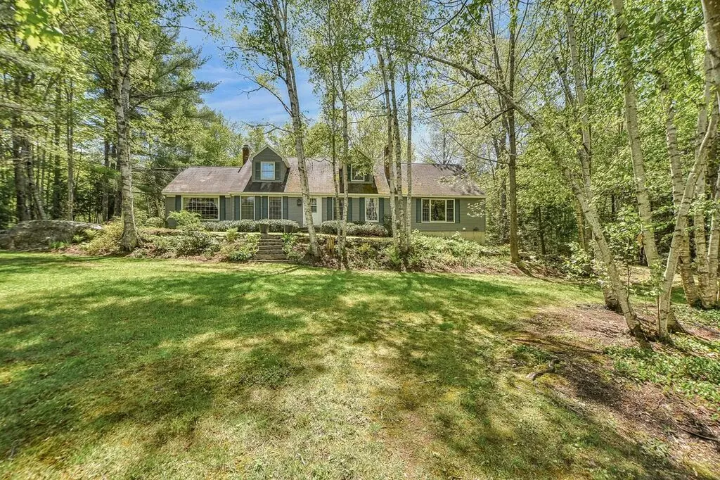 27 Foster Lane Belgrade ME 04917