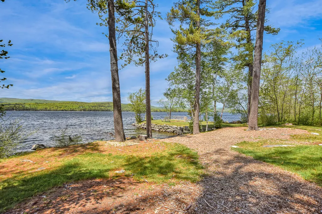 27 Foster Lane Belgrade ME 04917