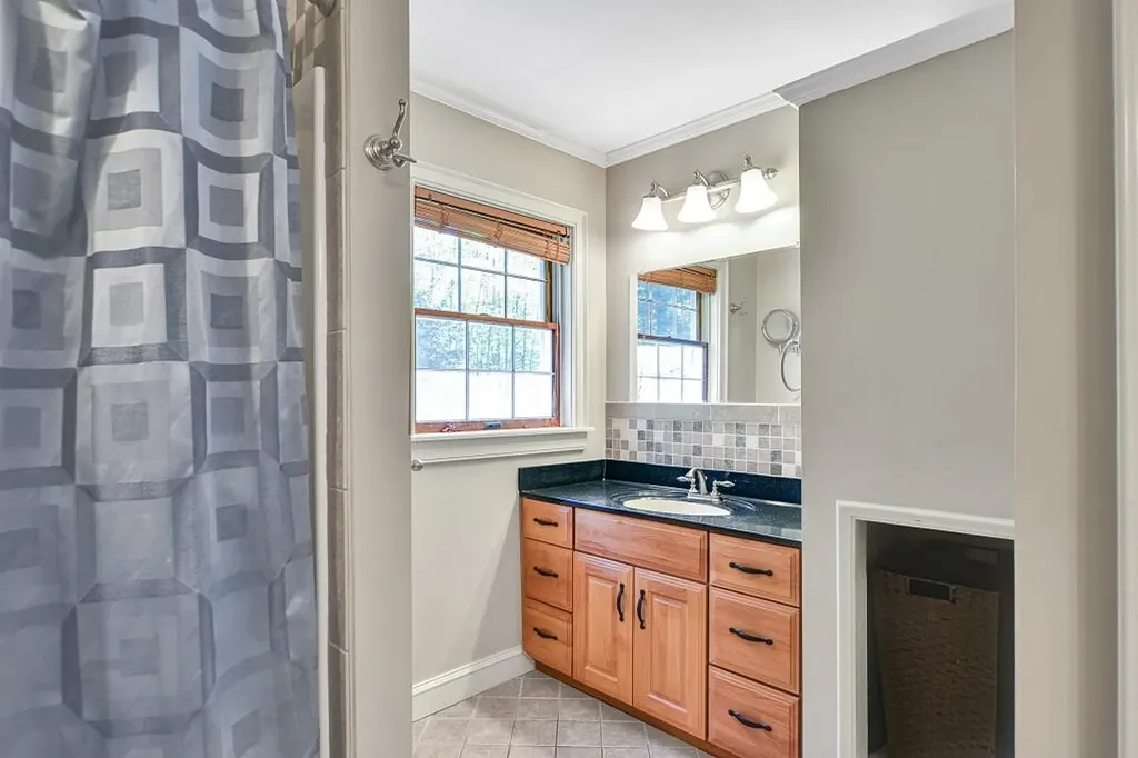 27 Foster Lane Belgrade ME 04917