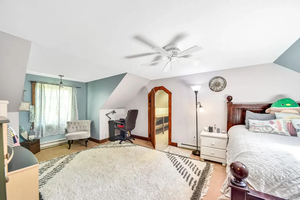 27 Foster Lane Belgrade ME 04917