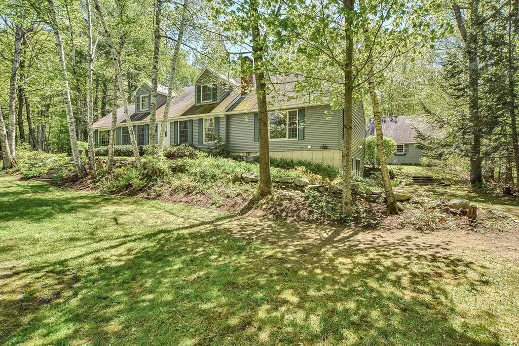 27 Foster Lane Belgrade ME 04917