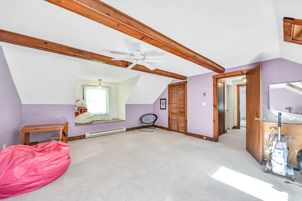 27 Foster Lane Belgrade ME 04917