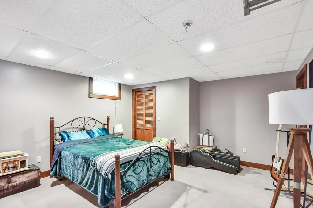 27 Foster Lane Belgrade ME 04917