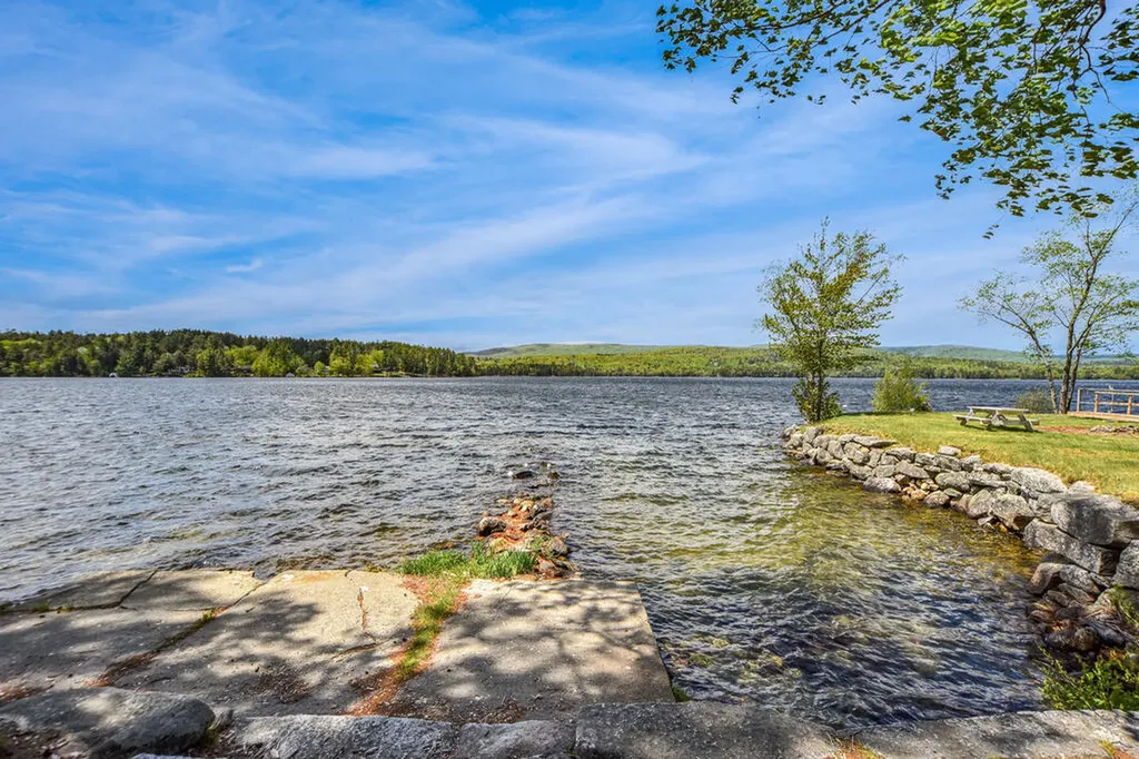 27 Foster Lane Belgrade ME 04917