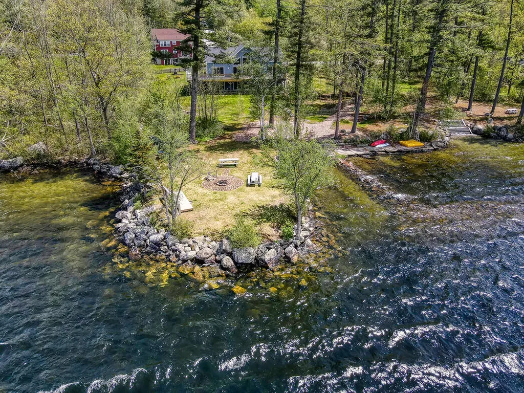 27 Foster Lane Belgrade ME 04917