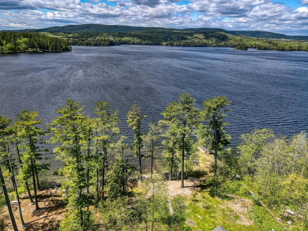 27 Foster Lane Belgrade ME 04917