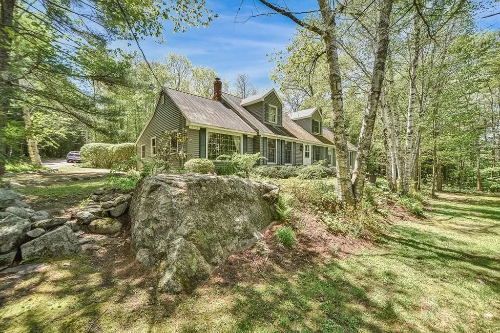 27 Foster Lane Belgrade ME 04917