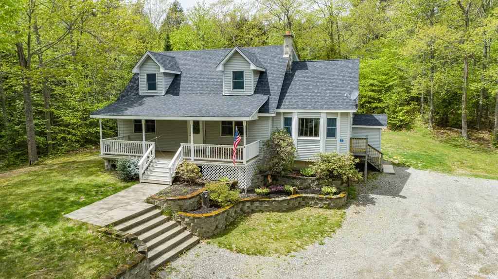 51 Brookview Drive Bucksport ME 04416