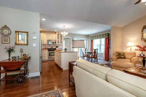 42 Carriage Lane Brunswick ME 04011