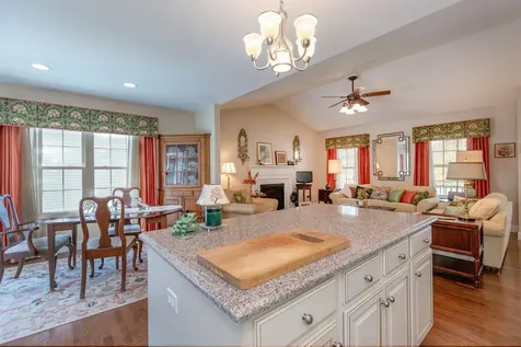 42 Carriage Lane Brunswick ME 04011