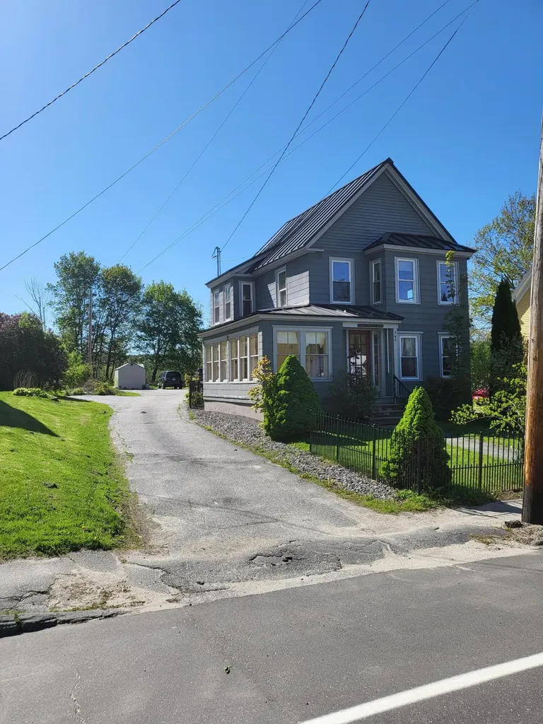 743 Main Street Monmouth ME 04259