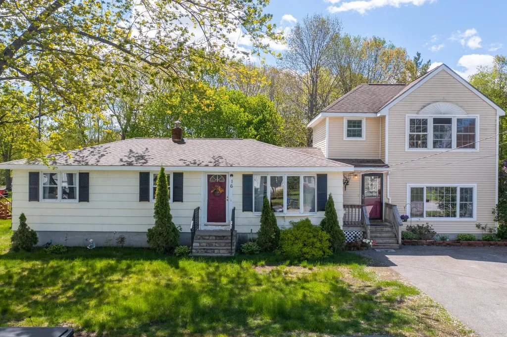 16 Puritan Drive Westbrook ME 04092