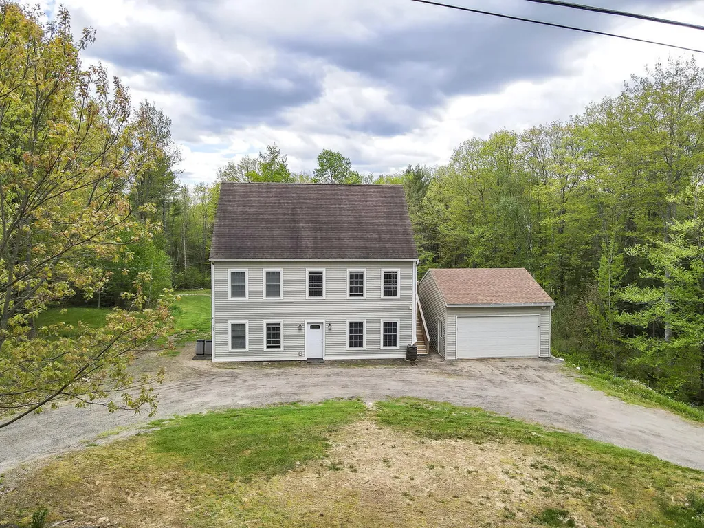 109 Hankerson Road Chelsea ME 04330