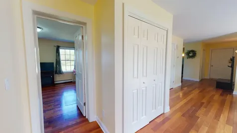 37 Greenfield Drive Auburn ME 04210