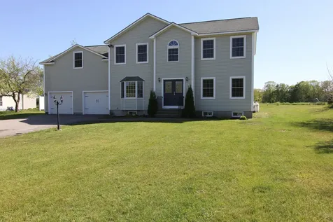 37 Greenfield Drive Auburn ME 04210