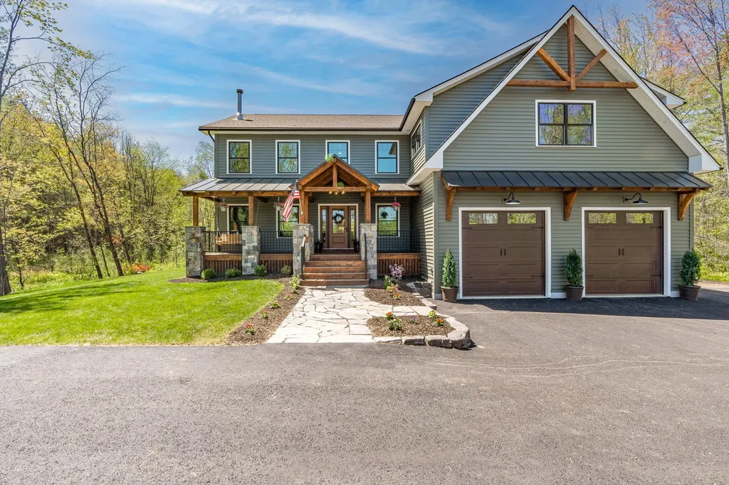 650 Lake Street Auburn ME 04210