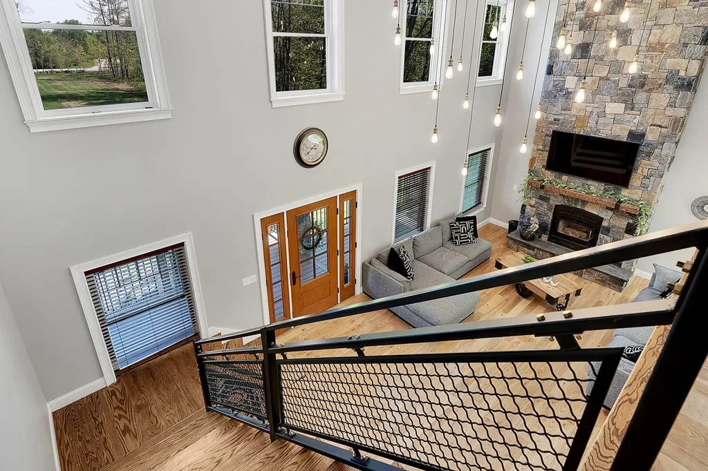 650 Lake Street Auburn ME 04210