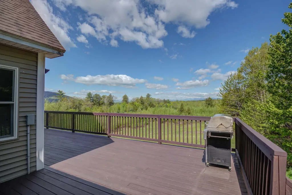 8 Prescott Ridge Bridgton ME 04009