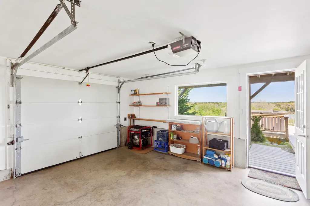 78 Blueberry Lane Friendship ME 04547
