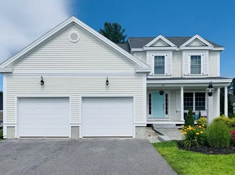 81 Wyman Way Cumberland ME 04021