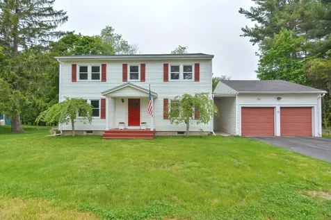10 Libbey Lane Eliot ME 03903