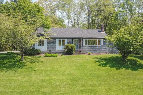 14 Keller Drive Rockport ME 04856