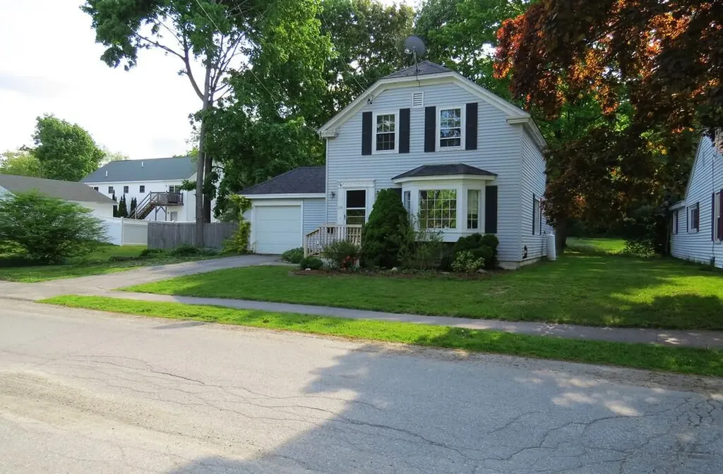 138 Leighton Street Bangor ME 04401