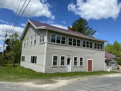 4 Hewitt Drive New Sweden ME 04762