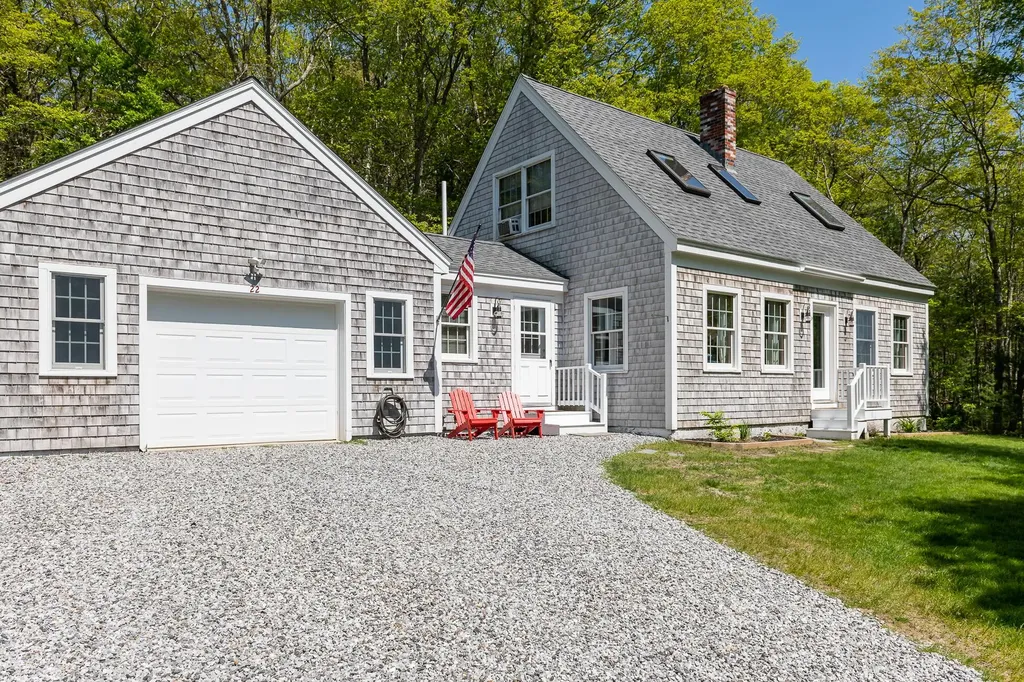 22 Stonewall Road Harpswell ME 04079