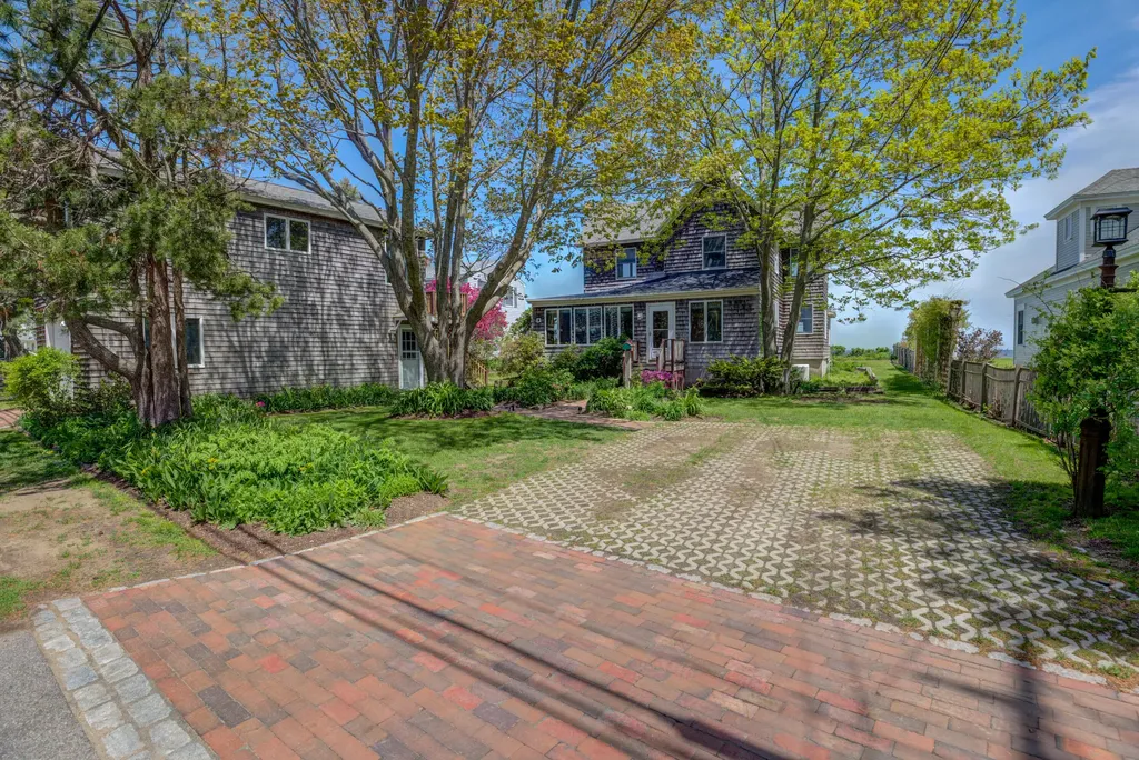 131-133 Hills Beach Road Biddeford ME 04005