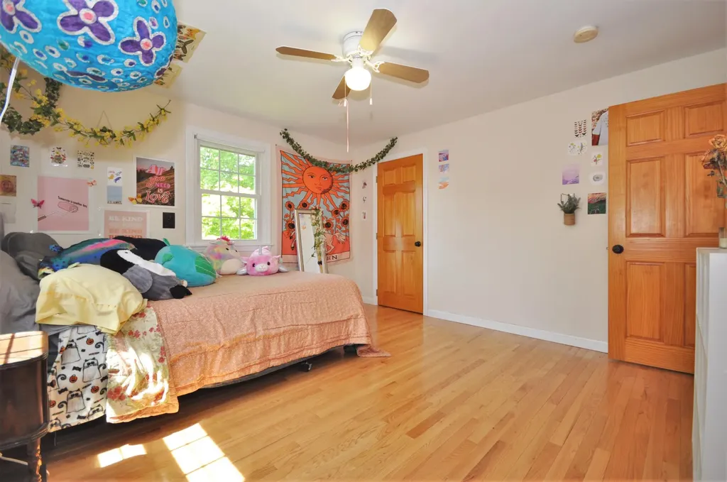 20 George Street Hampden ME 04444