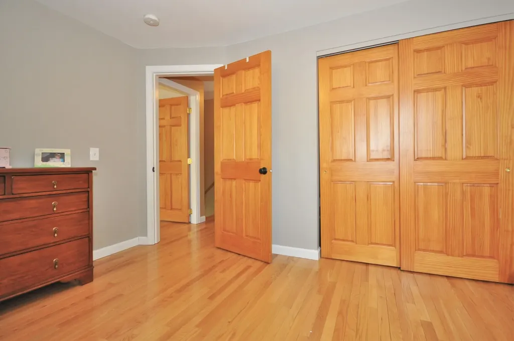 20 George Street Hampden ME 04444